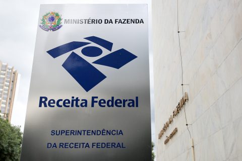 Adiado prazo de obrigatoriedade de entrega da EFD-REINF