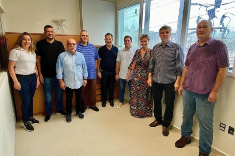 Diretoria do Sicomércio Três Rios visita nova sede