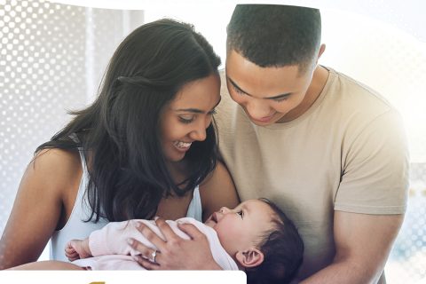 Novos comerciários recebem o cartão do Benefício Social Familiar na sede do Sicomércio Três Rios