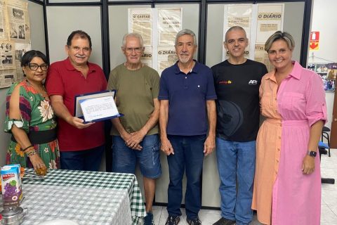 Diretoria do Sicomércio presta homenagem aos 40 anos de fundação do Sindicato dos Comerciários