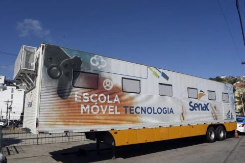 Educação grátis: Areal recebe Escola Móvel de Tecnologia Senac RJ com oferta de mais de 126 vagas em cursos gratuitos de qualificação profissional